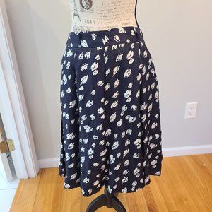 Kate Spade silk lined knee length skirt Size 14 with pockets
